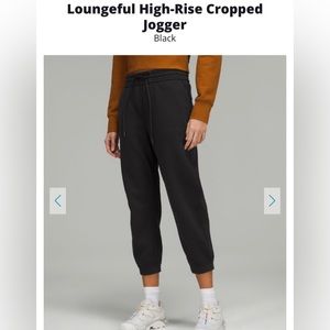 Lululemon loungeful high rise cropped jogger